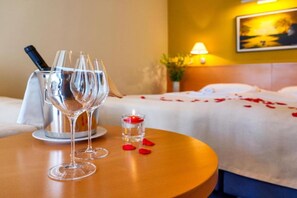 1 bedroom, free WiFi - Panorama Suite With Private Bathroom (Gradac)