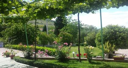 Elez Serenity Guesthouse -Triple room 2