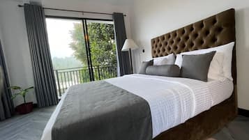Deluxe Double Room, Balcony, Mountain View | Free WiFi