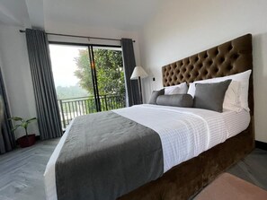 Deluxe Double Room, Balcony, Mountain View | Free WiFi - The Lipton View Inn (Bandarawela)