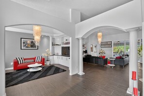Interior - Villa Timucuan: Modern 4 Bedroom Villa With Pool (Inverness)