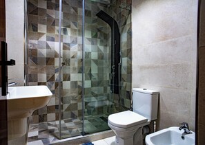 Shower, towels, toilet paper -  apartment in Tanger for your stay (Tanger)