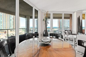 Dining - Portofino Island Resort 4-704 (Pensacola Beach)