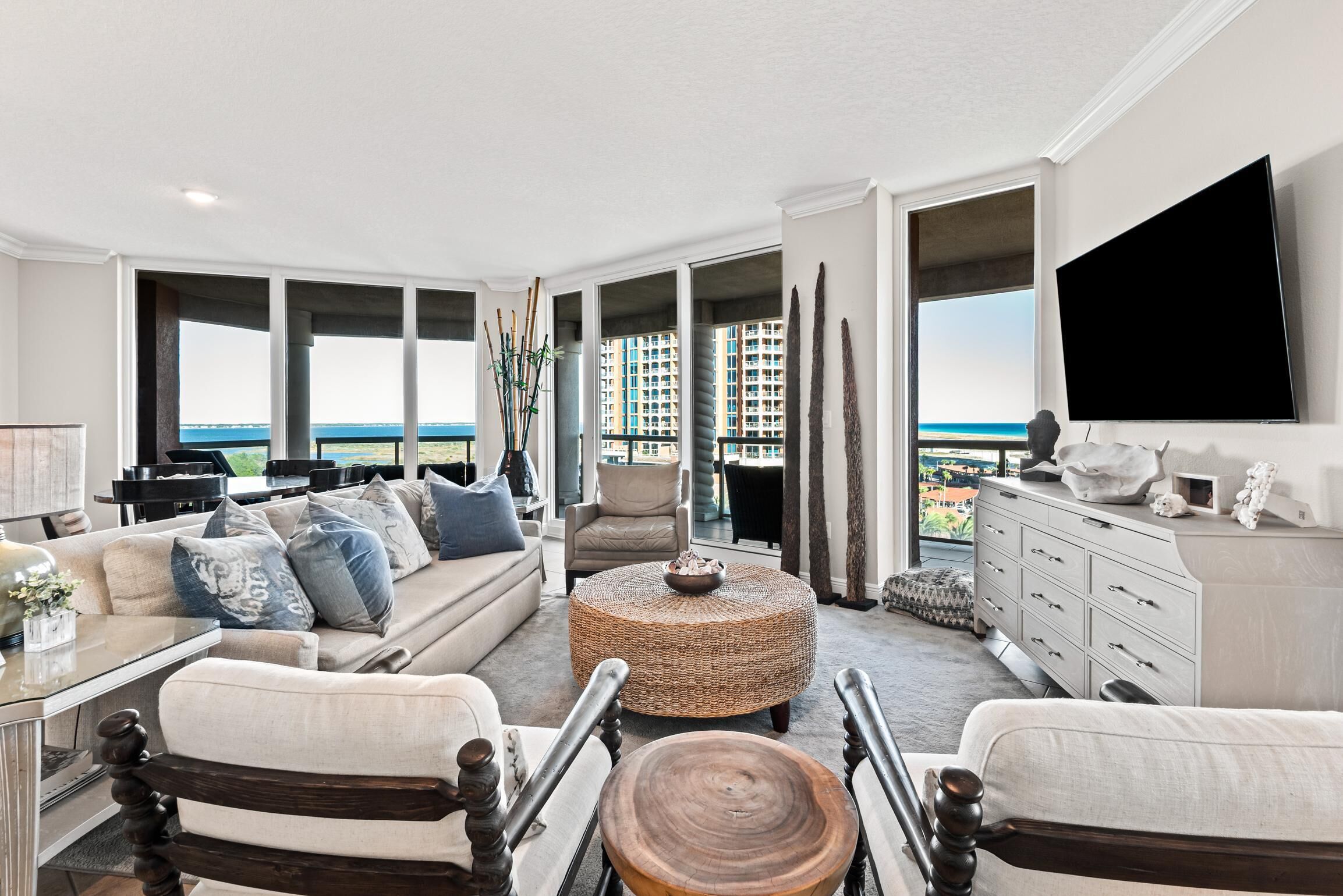 Apartment, Mehrere Betten (Portofino Island Resort 4-704) | Wohnbereich