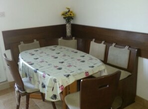 Apartamento (Classic Two Bedroom Apartment with Te) | Sala de jantar