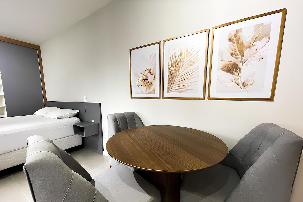 Apartment | Laptop workspace, free WiFi