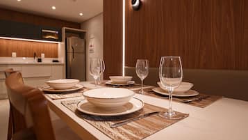 Apartment | Dining