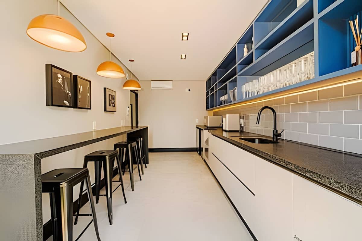 Apartment | Private kitchen | Fridge, microwave, stovetop, cookware/dishes/utensils