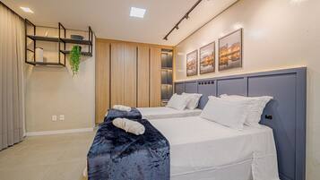 Apartment | Laptop workspace, free WiFi
