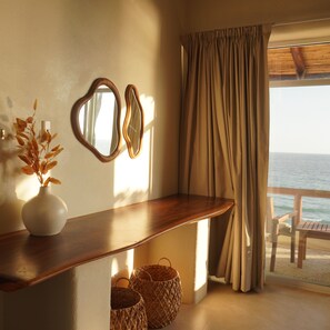 Superior Suite, Balcony, Sea View | Living area - Hotel Estrella de Mar (San Pedro Pochutla)