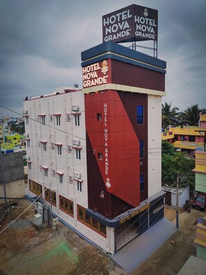 Front of property - Nova Grande' (Hosur)