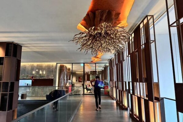 المنشأة من الخارج