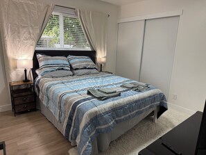 3 室のベッドルーム、WiFi、ベッドシーツ