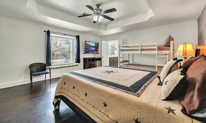 3 Schlafzimmer, Bügeleisen/Bügelbrett, Internetzugang, Bettwäsche