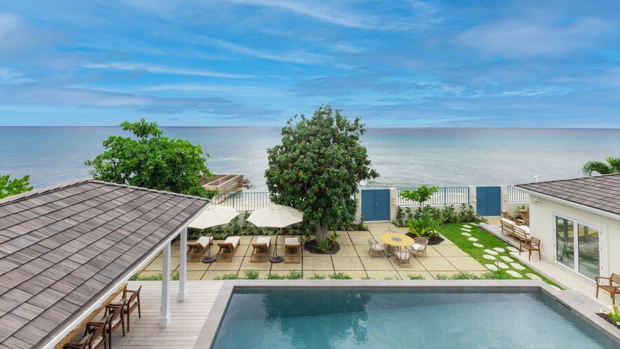 Kaiso & Kai Beachfront Villa