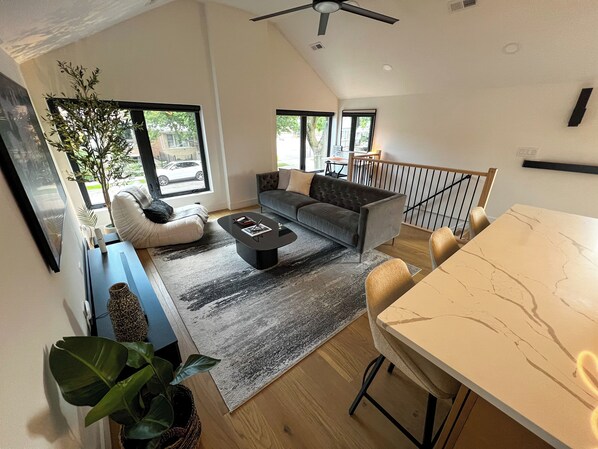 Smart-TV, Stereoanlage