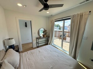 2 間睡房、書桌、免費 Wi-Fi、床單