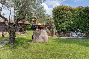 Property grounds - Entire condo in Trescore Balneario, Italy (Trescore Balneario)
