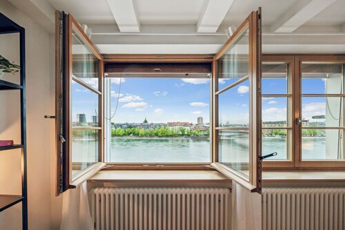 True Basel - Stylish I Central I Rhine view