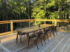 Outdoor dining - Modern Farmhouse Retreat on 4 Acres near Nashville,Tn Overlooking private woods (Greenbrier)