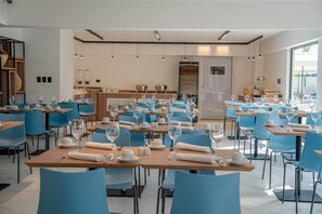 Dining - Days Inn By Wyndham Juan Dolio (Juan Dolio)