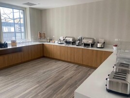 包含每日欧式早餐