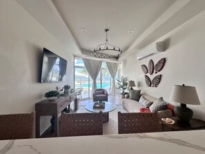 Smart TV - Styles Beach 1C - 2BR Luxury Beach View Condo (San Pedro)
