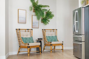 Entryway - Styles Beach 1D - Luxury Beachfront Condo w/ Pool (San Pedro)
