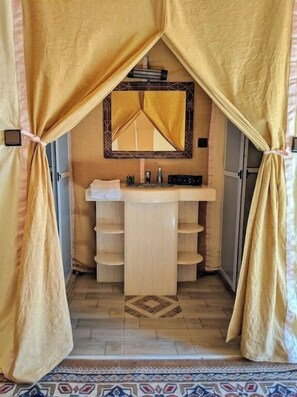 Shower, free toiletries, towels, soap