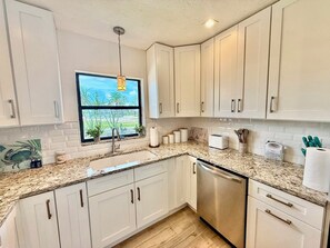 Private kitchen - Bayfront Home on Longboat Key w/Boat Lift (Longboat Key)