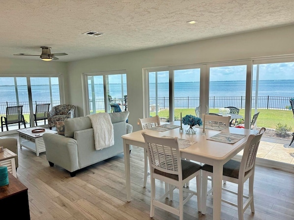 Dining - Bayfront Home on Longboat Key w/Boat Lift (Longboat Key)