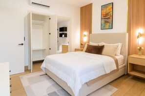 1 bedroom, iron/ironing board, WiFi, bed sheets - Modern Downtown Punta Cana Escape – Pool, Gym & Perfect Location (Punta cana)