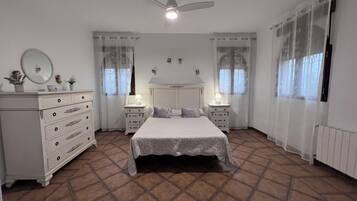 5 chambres, Wi-Fi, draps fournis