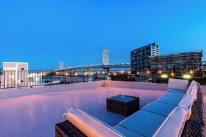 Terrace/patio - Luxury Old City - The Heritage (Philadelphia)