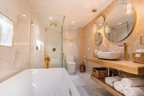 3 restaurants, breakfast, lunch, dinner served; Mediterranean cuisine