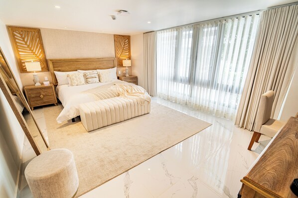 Habitación doble de lujo | Escritorio, tabla de planchar con plancha y wifi gratis 