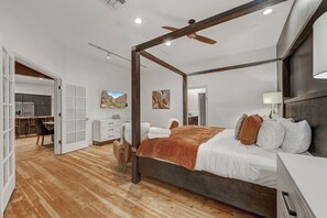 6 Schlafzimmer, Bügeleisen/Bügelbrett, kostenloses WLAN, Bettwäsche