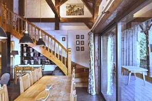 Dining - Les Encarnes - Traditional Luxury Les Gets Alpine Farm for large groups (Les Gets)