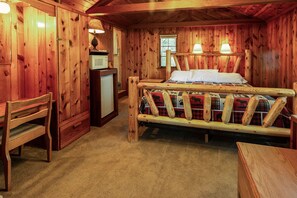 4 bedrooms, bed sheets