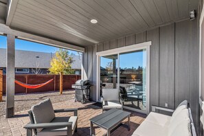 Terrace/patio - Single Level Family Home - Sleeps 6, West Side, A/C! NEW (Flagstaff)