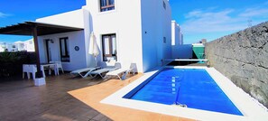 A heated pool - Villa Clocló Playa Blanca, private heated pool, wifi, private parking (Playa Blanca)