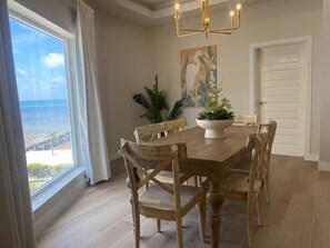 Dining - Styles Beach 2A - Luxury Beachfront Condo w/ Pool (San Pedro)