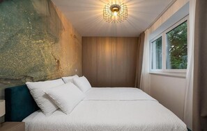 6 bedrooms, free WiFi