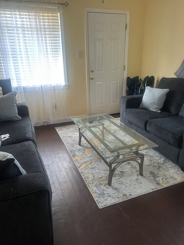 Welcoming 1-bedroom apartment with AC in charming Jackson