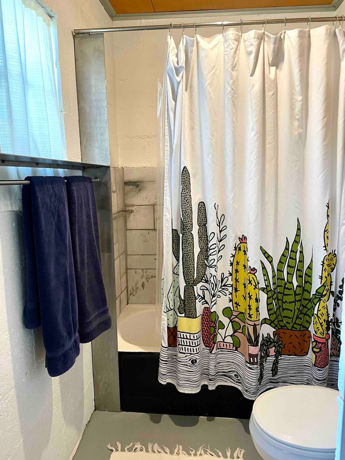 Hair dryer, towels