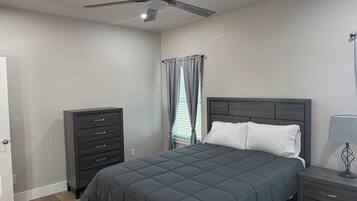 1 bedroom, free WiFi, bed sheets