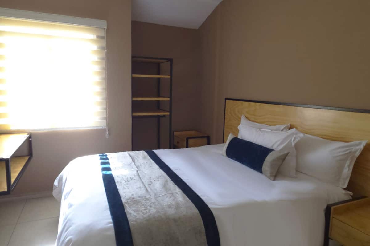 Casa estándar, 2 habitaciones | Tabla de planchar con plancha y wifi gratis