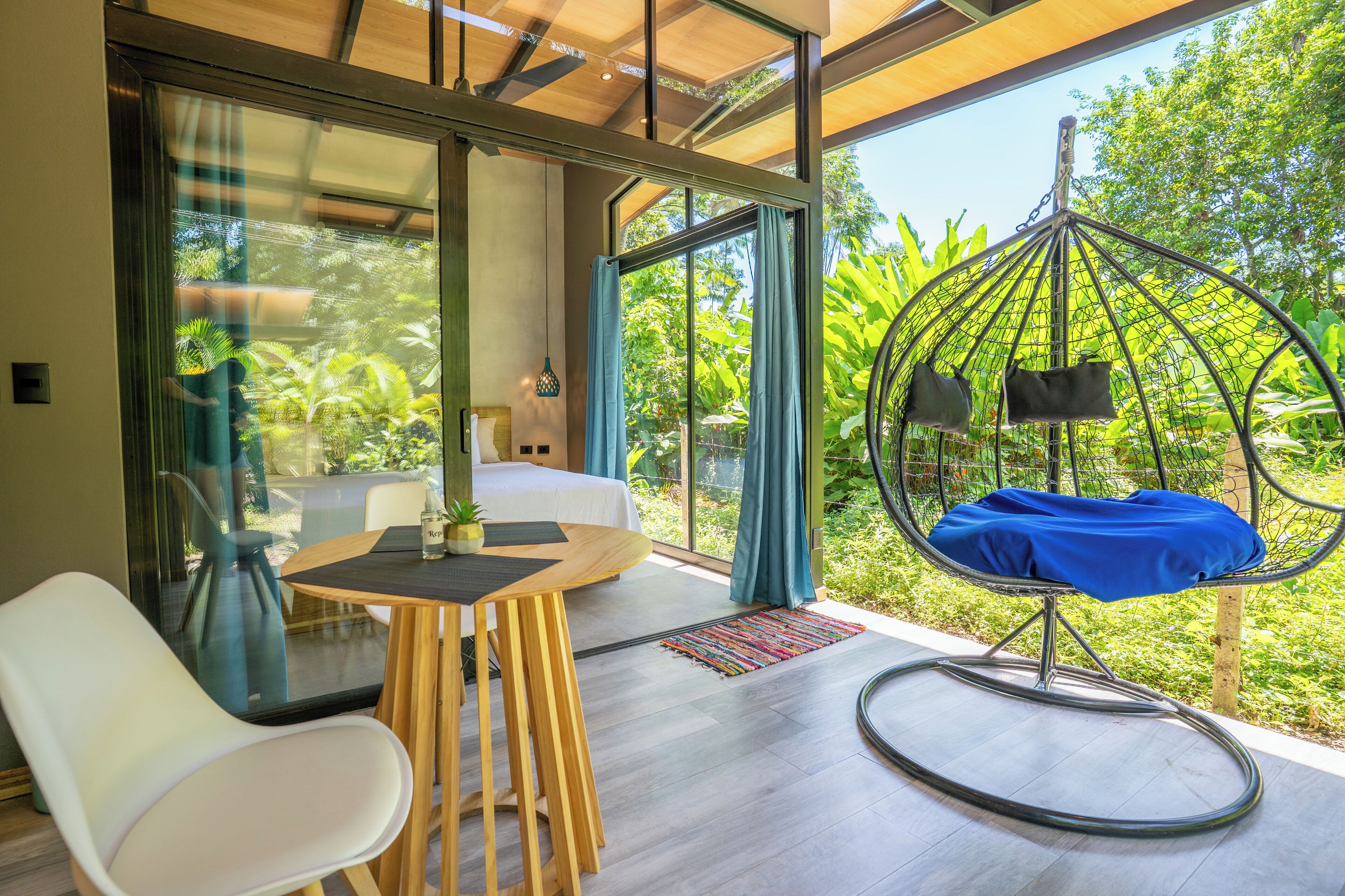 Bungalou, 1 llit de matrimoni gran, piscina privada, vistes al jardí | Exterior