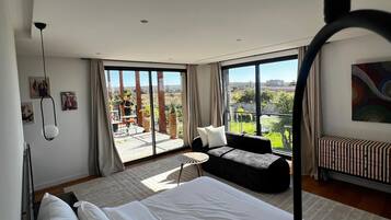 4 Schlafzimmer, Bügeleisen/Bügelbrett, Reisekinderbett, kostenloses WLAN