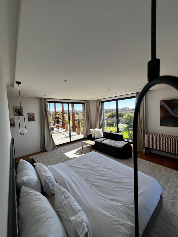 4 Schlafzimmer, Bügeleisen/Bügelbrett, Reisekinderbett, kostenloses WLAN